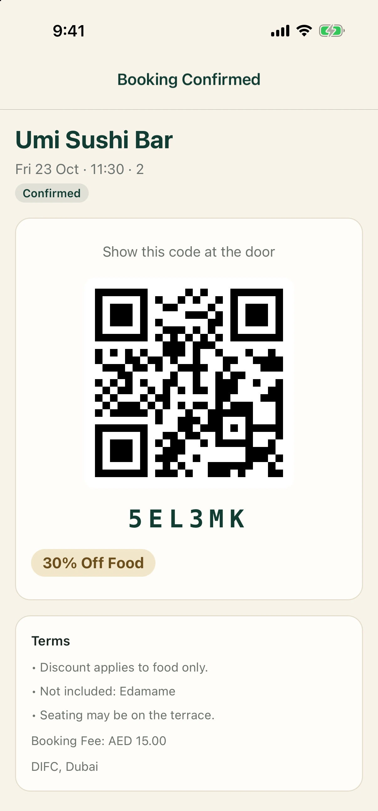 Booking confirmation with a QR code and the discount